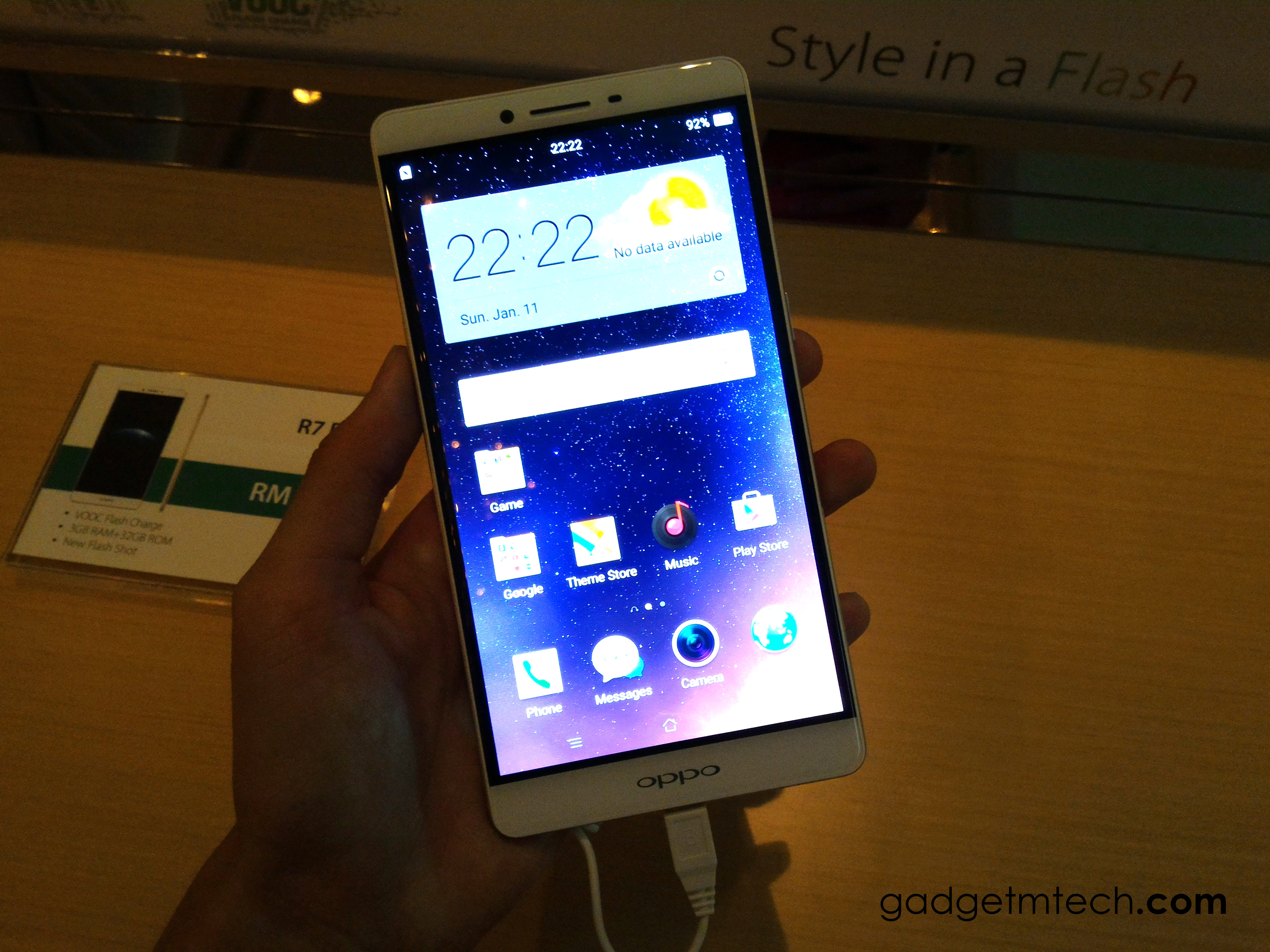 OPPO R7 Plus Hands-on - 1