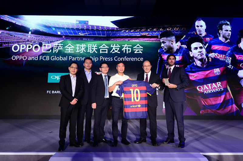OPPO unveils R7 Plus FC Barcelona Edition