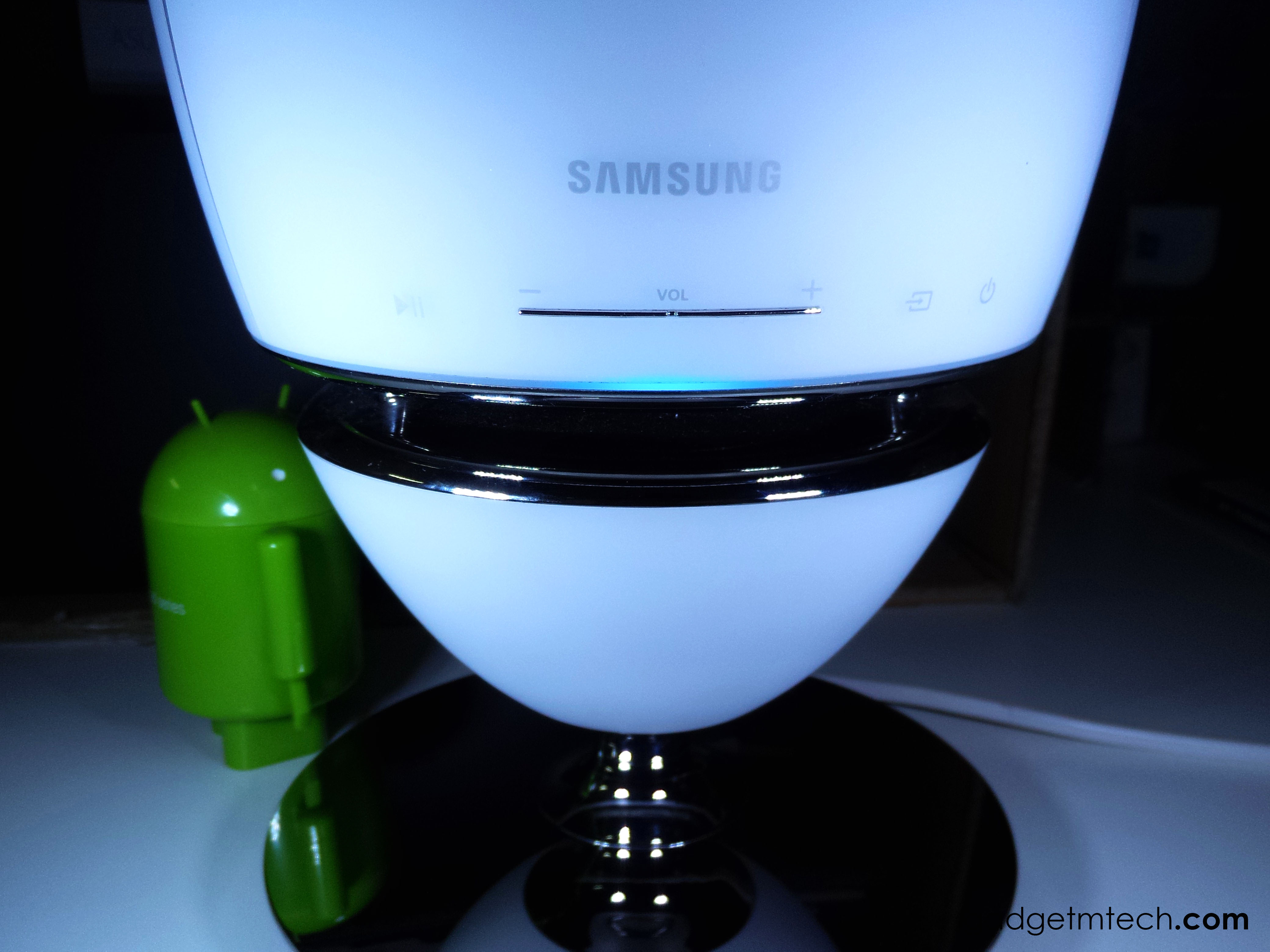 Samsung R7 360° Multiroom Speaker Review_5