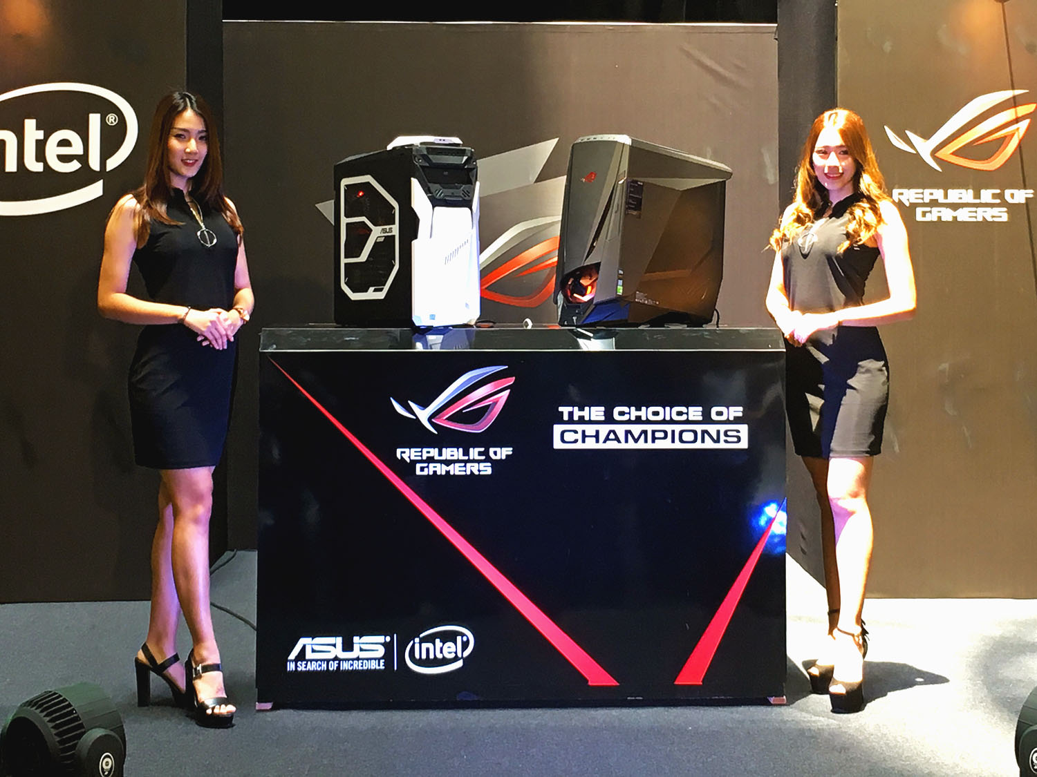 ASUS ROG Zephyrus Officially Launched with Two ROG Desktops