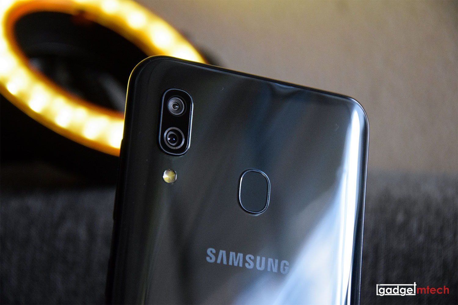Samsung Galaxy A30 Review_8