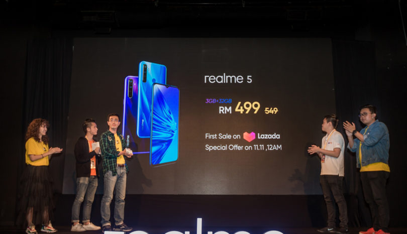 realme 5 First Sale