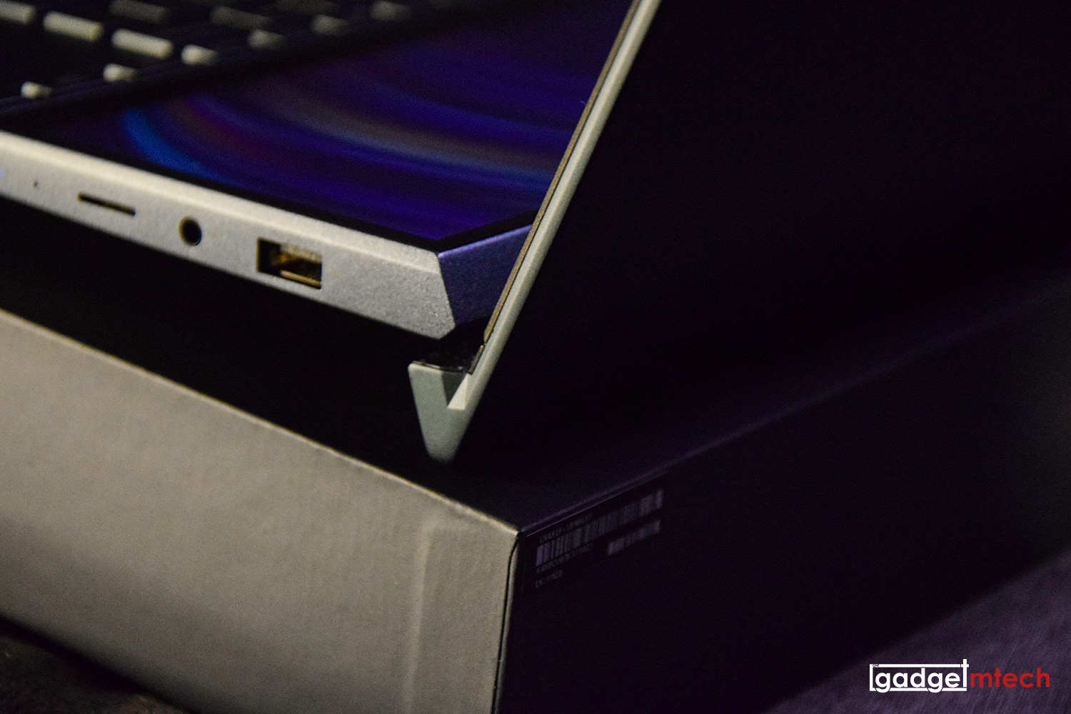 ASUS ZenBook Duo (UX481F) Review_4