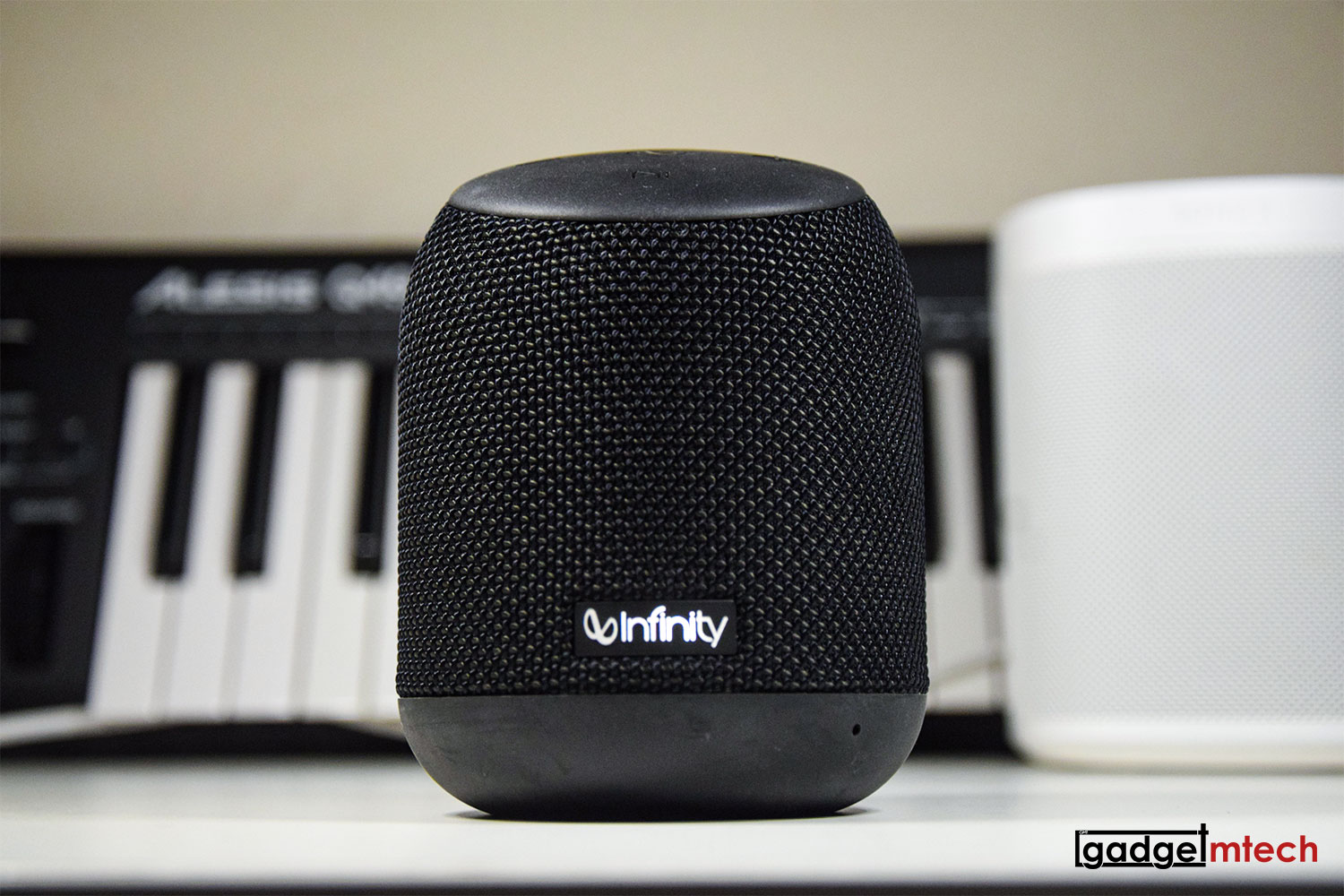 Infinity CLUBZ 250 Portable Bluetooth Speaker Review_10