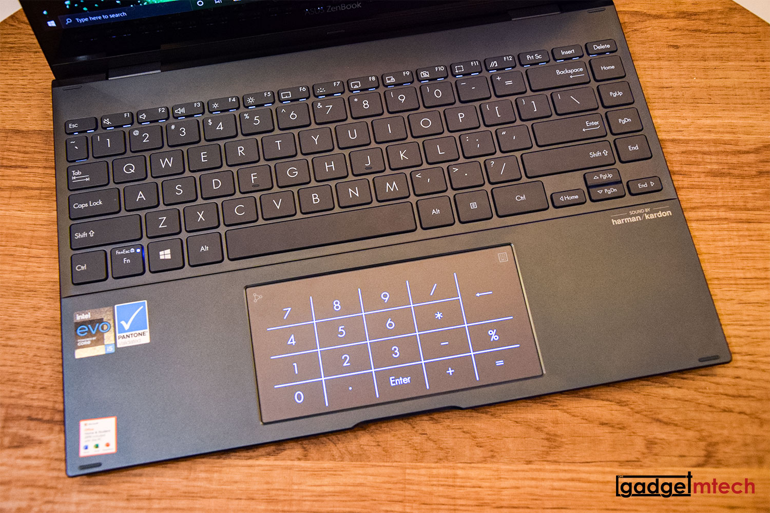 ASUS ZenBook Flip 13 OLED (UX363) Review_9