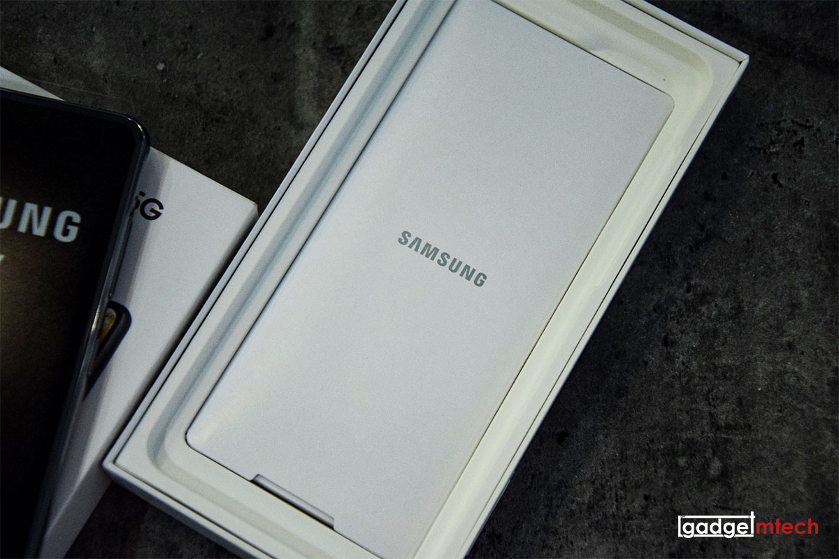 Samsung Galaxy A73 Unboxing & First Impressions_3