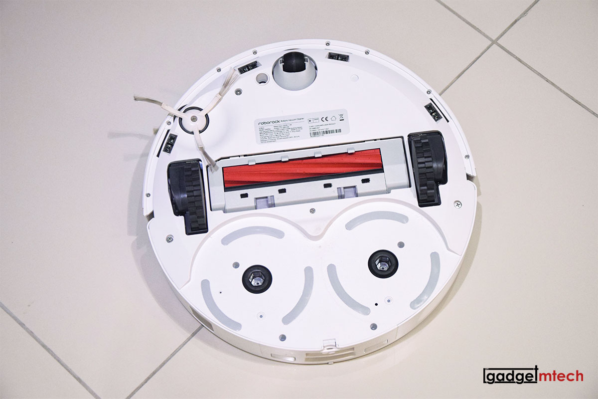 RoboRock Q Revo is the Goldilocks of Robot Vacuums - Potions - For Your  Inner Geek