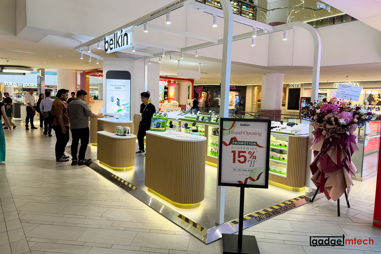 Belkin Kiosk Grand Opening Malaysia_2 Belkin Kiosk Grand Opening Malaysia_2