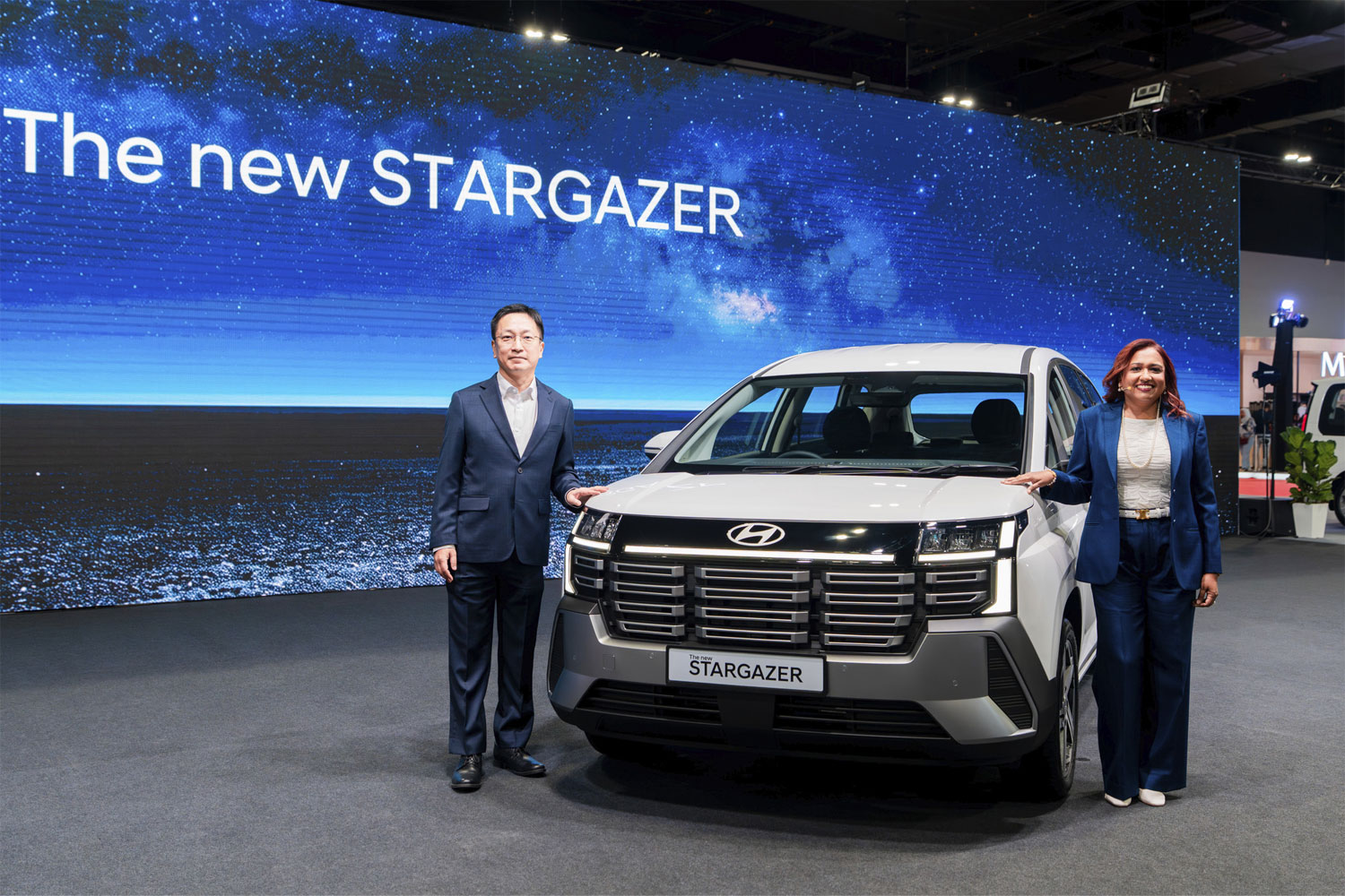 Hyundai STARGAZER Preview_1