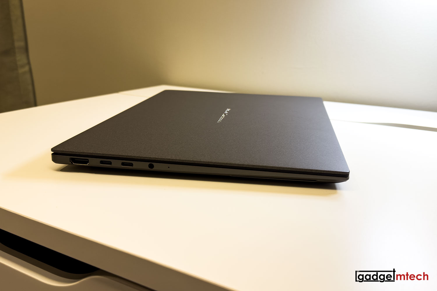 ASUS Zenbook S14 (UX5406) Review_2